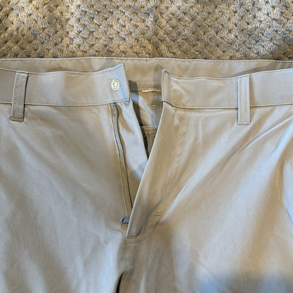 Grey Fabletics pants - Picture 2 of 5